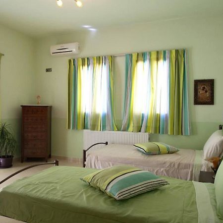 Louloudis Villa Spilion Luaran gambar