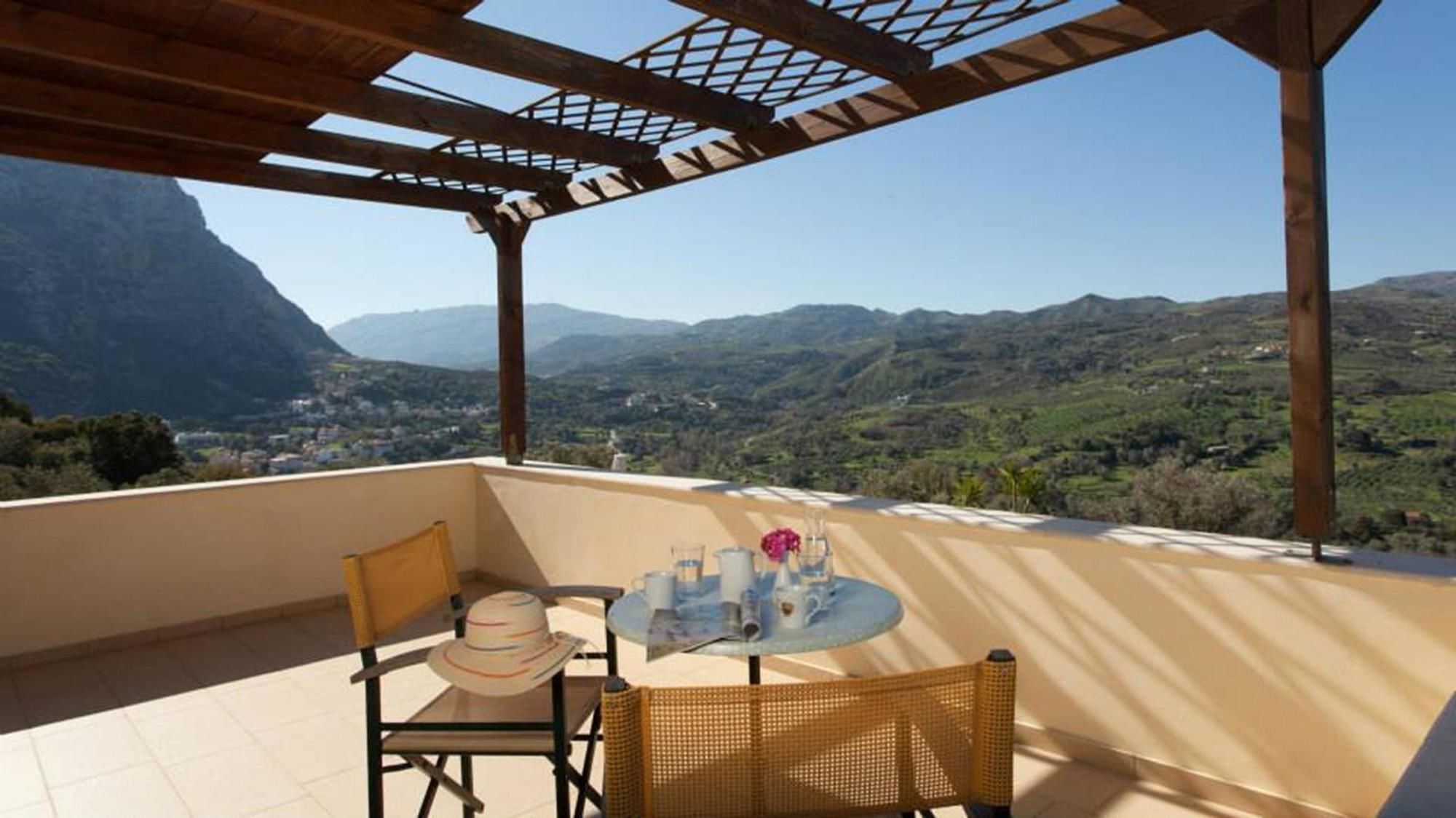 Louloudis Villa Spilion Luaran gambar